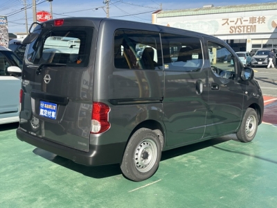 NV200バネットバン(ニッサン)レンタＵＰ 内外装写真他２
