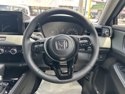 ヴェゼル(ホンダ)登録済未使用車 内外装写真
