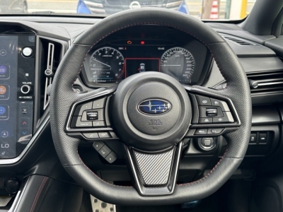 WRX S4(スバル)中古車 内外装写真