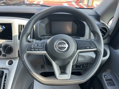 NV200バネットワゴン(ニッサン)登録済未使用車 内外装写真他１