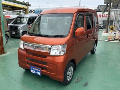 ハイゼットカーゴ(ダイハツ)中古車 前方