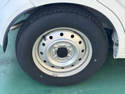 アルト(スズキ)中古車 内外装写真他２