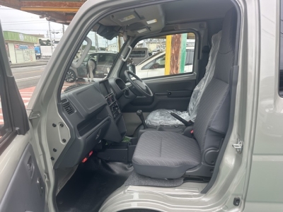キャリートラック(スズキ)届出済未使用車 前席内装
