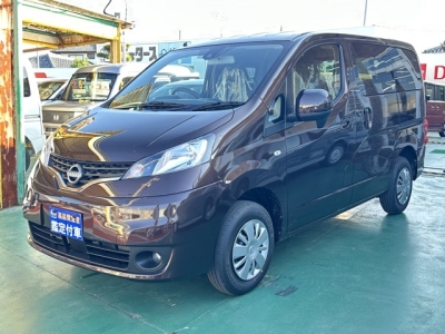 NV200バネットワゴン(ニッサン)登録済未使用車 前方