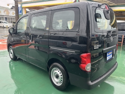 NV200バネットバン(ニッサン)登録済未使用車 後方