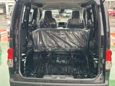 NV200バネットバン(ニッサン)登録済未使用車 内外装写真他１