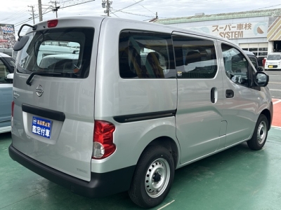 NV200バネットバン(ニッサン)レンタ登録済未使用車 内外装写真他２