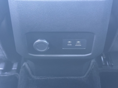 トライトン(三菱)中古車 内外装写真他１