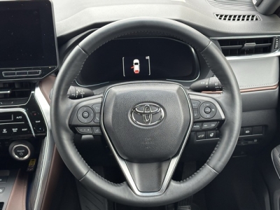 ハリアーハイブリッド(トヨタ)中古車 内外装写真