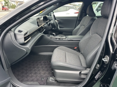 クラウンクロスオーバー(トヨタ)レンタＵＰ 前席内装