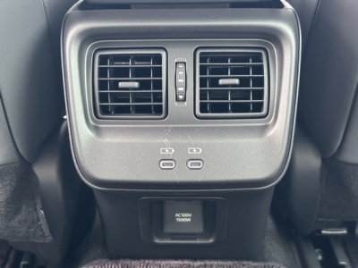 クラウンクロスオーバー(トヨタ)レンタＵＰ 内外装写真他