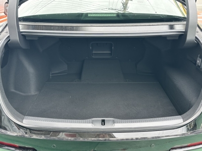 クラウンクロスオーバー(トヨタ)レンタＵＰ 内外装写真他１