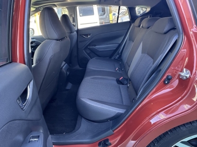 インプレッサ(スバル)中古車 後席内装