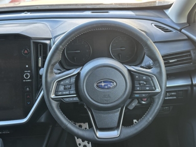 インプレッサ(スバル)中古車 内外装写真