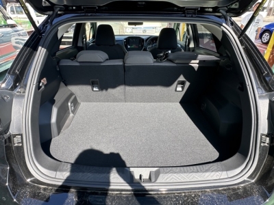 インプレッサ(スバル)中古車 内外装写真他１