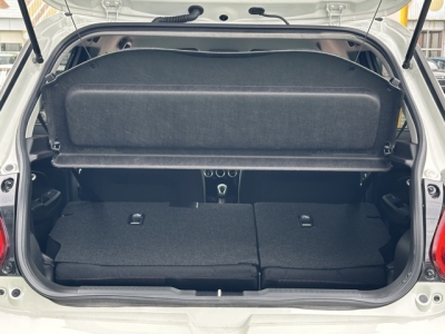 スイフトスポーツ(スズキ)中古車 内外装写真他２