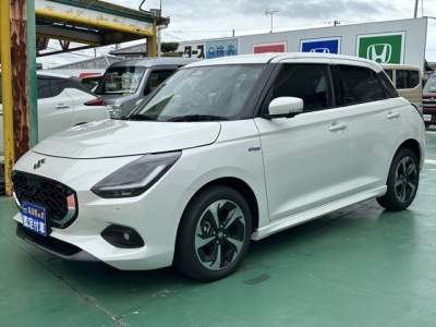 新型スイフト(スズキ)登録済未使用車 前方