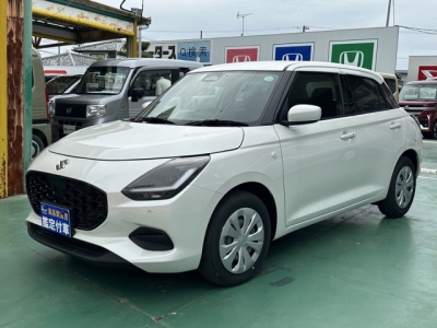 新型スイフト(スズキ)登録済未使用車 前方