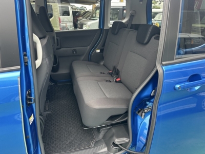 ソリオ(スズキ)中古車 後席内装