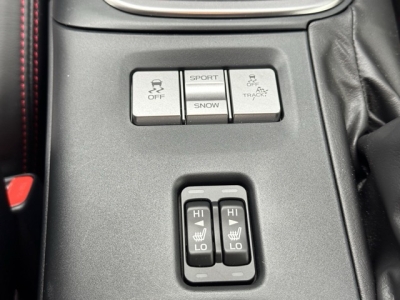 BRZ(スバル)中古車 内外装写真他1