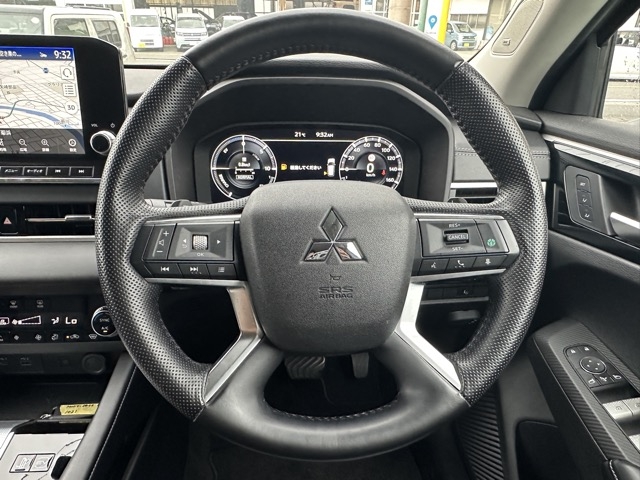 アウトランダー(三菱)中古車 7