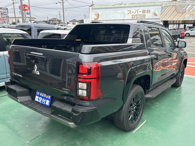 トライトン(三菱)中古車 12