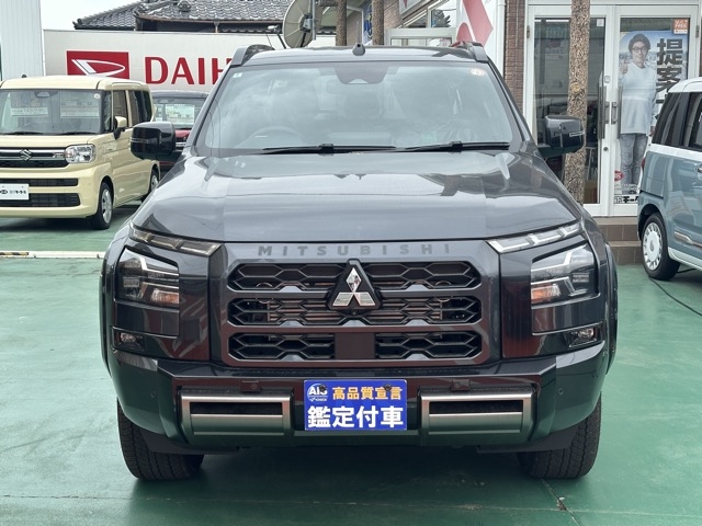 トライトン(三菱)中古車 27