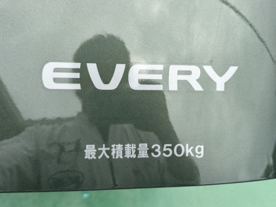 エブリイバン(スズキ)中古車 内外装写真他１