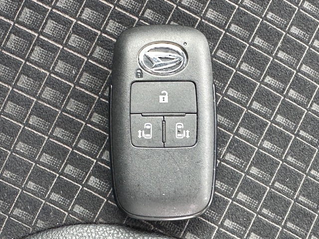 タント(ダイハツ)中古車 21