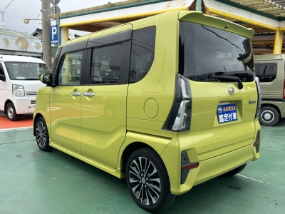 タントカスタム(ダイハツ)中古車 後方