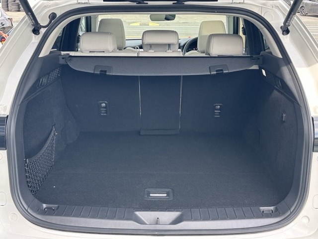 CX-60(マツダ)中古車 10