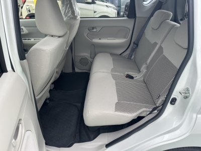 ムーヴ(ダイハツ)中古車 後席内装