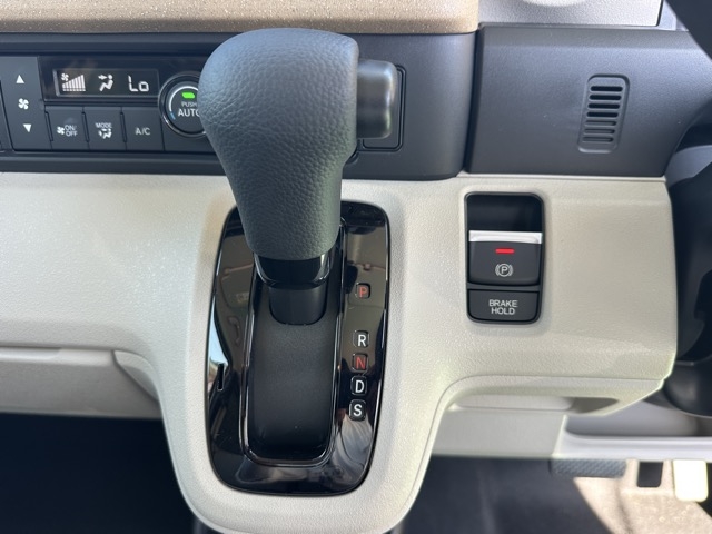 N-BOX(ホンダ)届出済未使用車 21