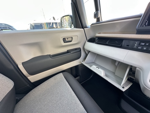N-BOX(ホンダ)届出済未使用車 23