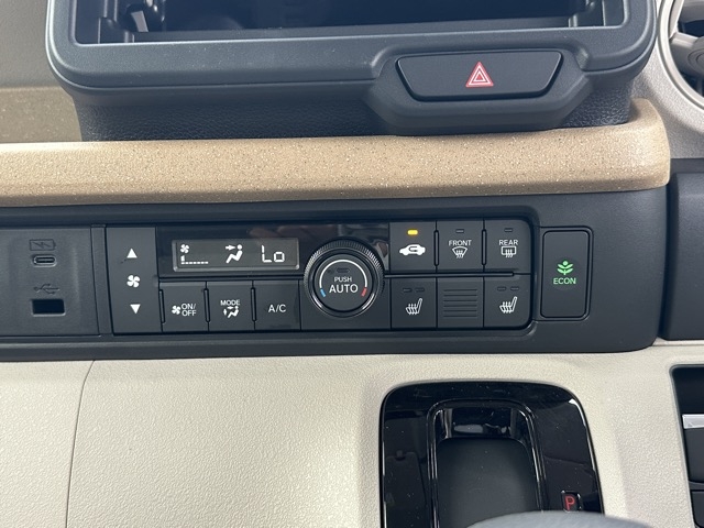 N-BOX(ホンダ)届出済未使用車 15