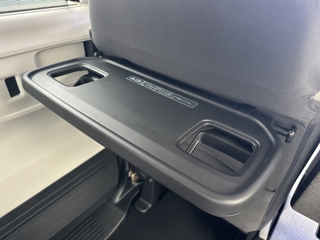 N-BOX(ホンダ)届出済未使用車 8