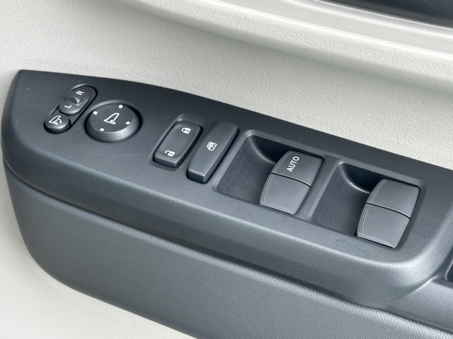 N-BOX(ホンダ)届出済未使用車 14
