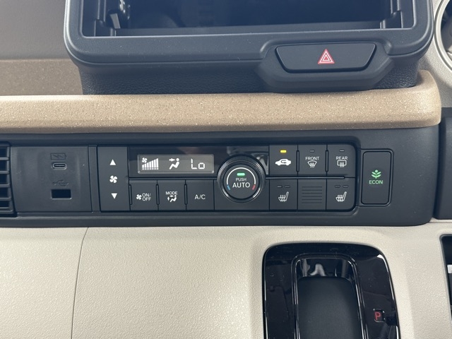 N-BOX(ホンダ)届出済未使用車 18