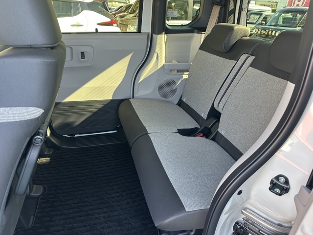 N-BOX(ホンダ)中古車 4
