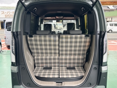 N-BOX(ホンダ)届出済未使用車 内外装写真他２