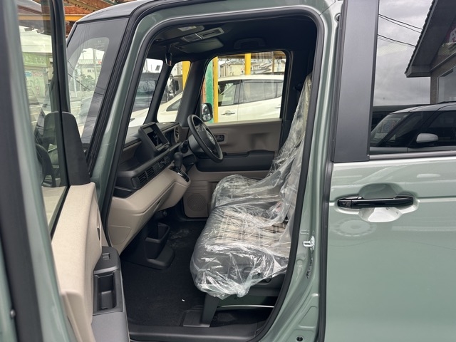 N-BOX(ホンダ)届出済未使用車 3