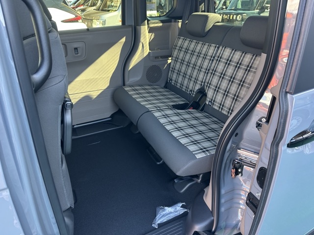 N-BOX(ホンダ)届出済未使用車 4