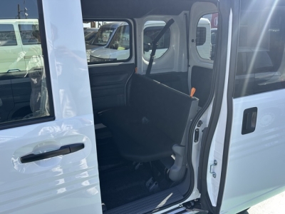 N-VAN(ホンダ)届出済未使用車 後席内装