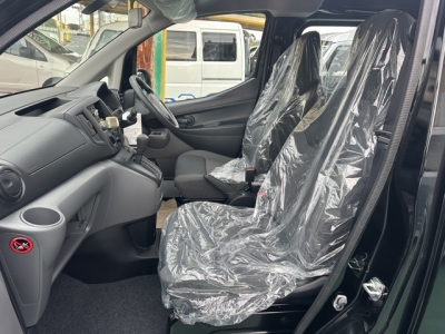 NV200バネットバン(ニッサン)登録済未使用車 前席内装