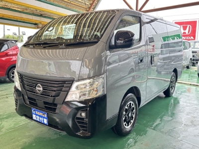 キャラバン(ニッサン)登録済未使用車 前方