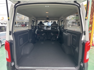 キャラバン(ニッサン)登録済未使用車 内外装写真他２