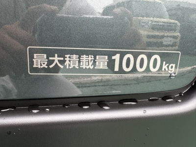 キャラバン(ニッサン)登録済未使用車 内外装写真他１