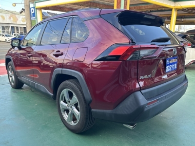 ＲＡＶ４(トヨタ)中古車 後方