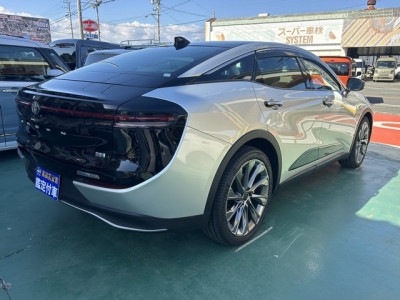 クラウンクロスオーバー(トヨタ)中古車 内外装写真他２