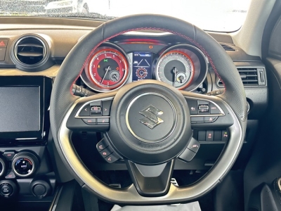 スイフトスポーツ(スズキ)登録済未使用車 内外装写真